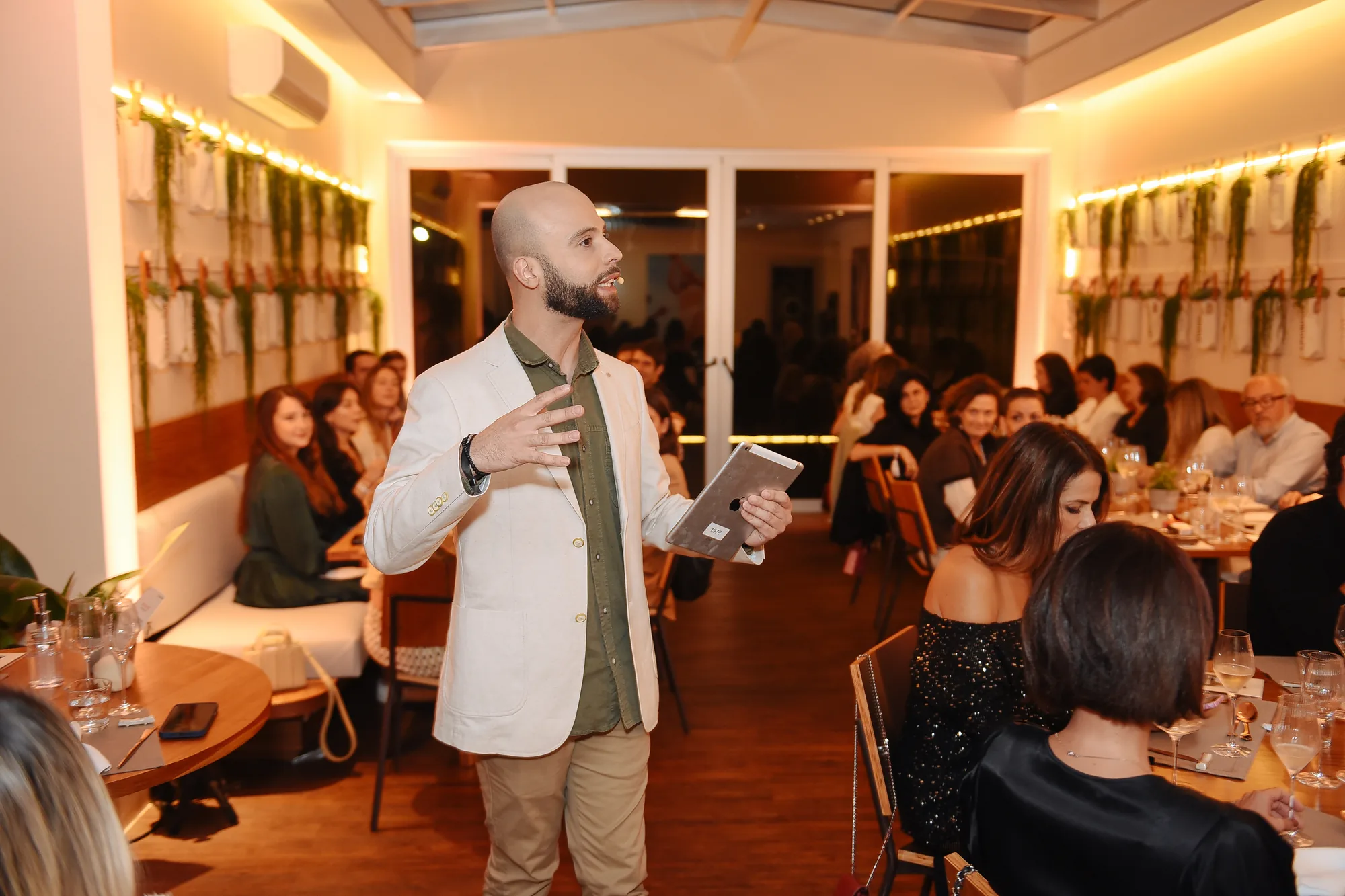 @andredicastro apresentando eventos de formato mais intimista